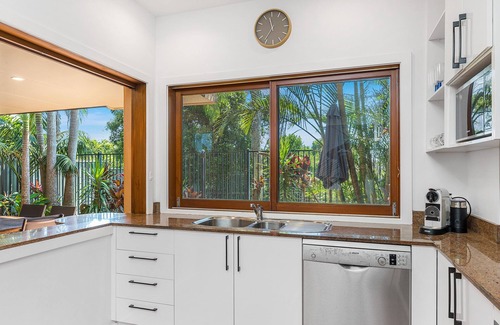 Northern Rivers Apartment | Bayvilla 1 at Belongil Beach