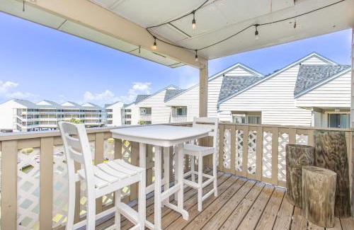 Pensacola Beach House | Baywatch D11