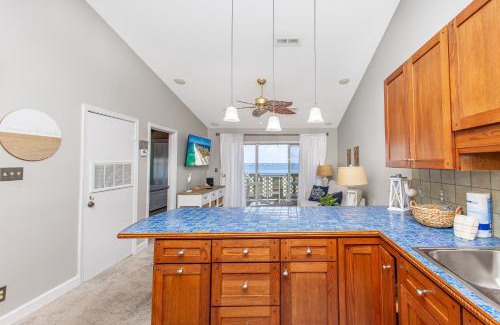 Pensacola Beach House | Baywatch D11