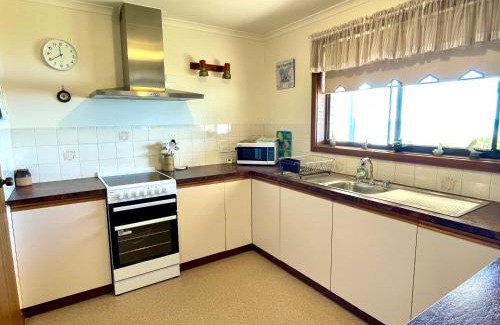 Emu Bay House | Baywatch - Emu Bay - Kangaroo Island