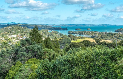 Ostend House | Baywatch Palm Beach Waiheke Island