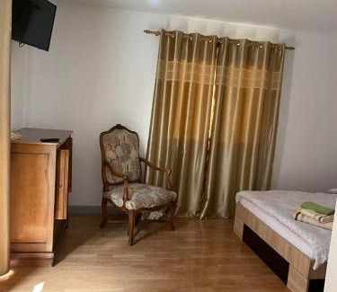 Ceahlau Hotel | Bazilmotoserv