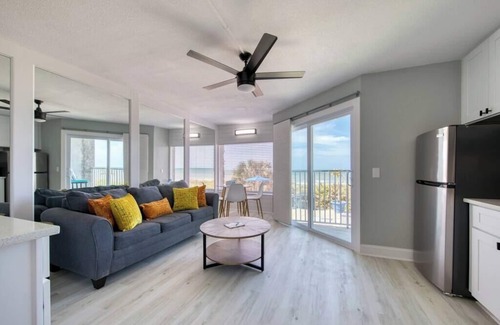 Belleair Beach Condo | BBC110 Renovated Beachfront Condo W/Pool