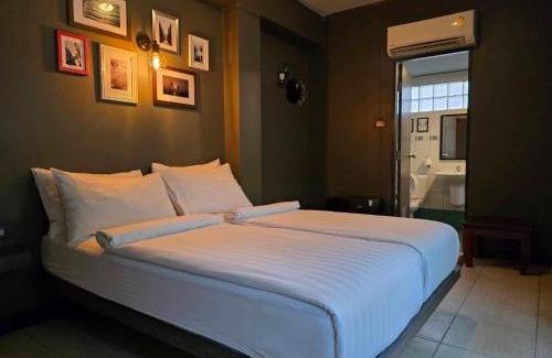 Chana Songkhram Hotel | BBhouse Rambuttri 2