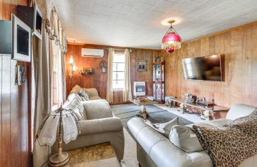 Delta House | BBQ Ready Delta Country Home on 30 Acres
