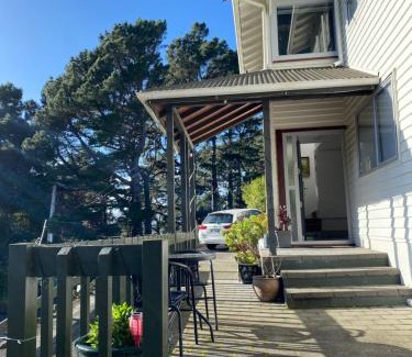 Lower Hutt Bed & Breakfast | BBs B&B