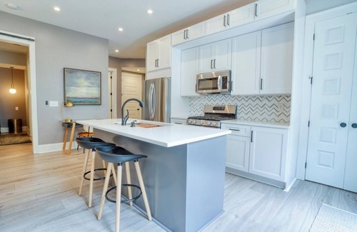 Brookwood Apartment | BCA Furnished Apartments