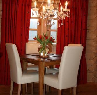 Bearnock Ski Chalet | BCC Loch Ness Log Cabins