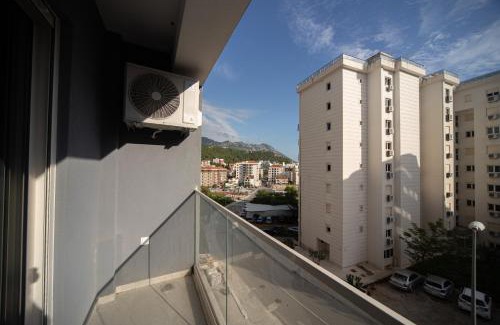 Becici Apartment | Bečići one bdr apt with garage