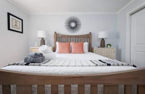 Jacksonville Beach Apartment | Be A Nomad - Green Sea 1blk to beach - Bottom