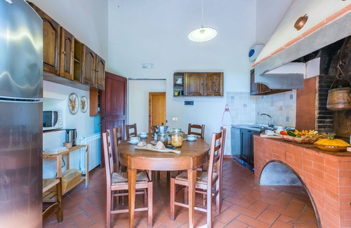 San Casciano in Val di Pesa House | Beautiful private villa for 9 people with hot tub, WIFI, TV, patio, panoramic view and parking