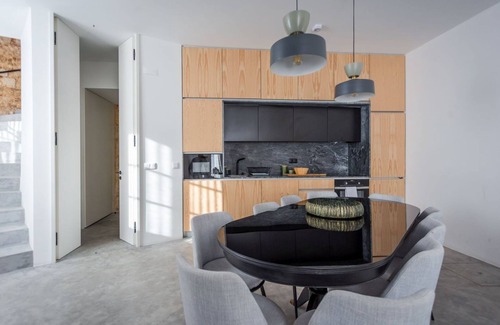 Santa Maria Maior Apartment | Be Local - Historic house of Santo André in Alfama - Lisbon