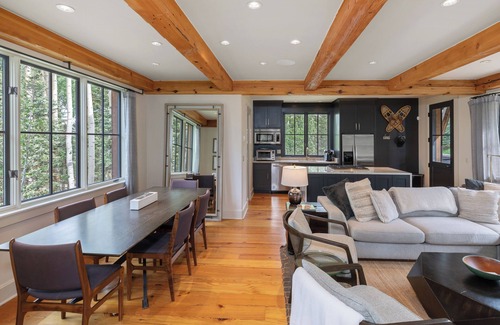 Mountain Village House | Be our Guest (House)