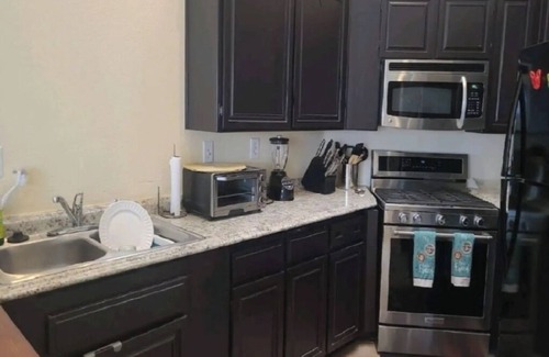 Palmdale House | Be our Guest