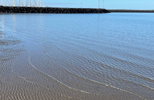 River Heads House | 'Be Still' in Turtle Cove