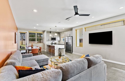 St. John - Coronado Hills House | Be There in 🔟 Ten: (An East Central mod home)