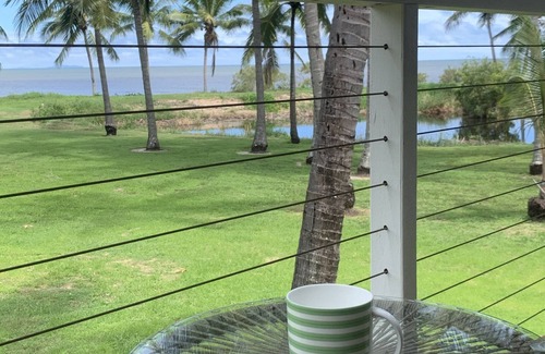 Rollingstone House | Beach front