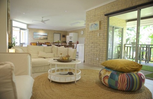 Mission Beach House | Beach 74