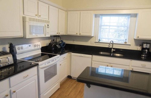 Cape Charles Condo | Beach Access Near State Park