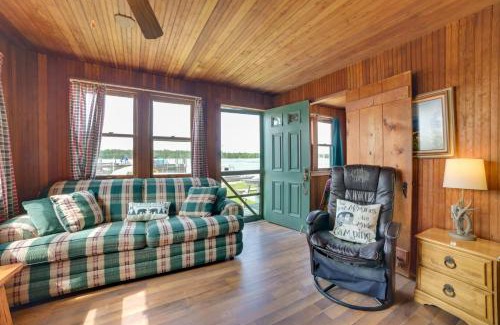 Cedarville House | Beach and Dock Access Upper Peninsula Retreat 7