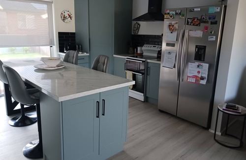 Batemans Bay House | BEACH AND GOLF RESORT