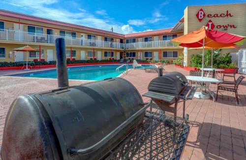 Parkside Hotel | Beach and Town Motel