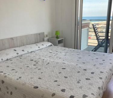 Vilanova I la Geltru Apartment | Beach Apartment