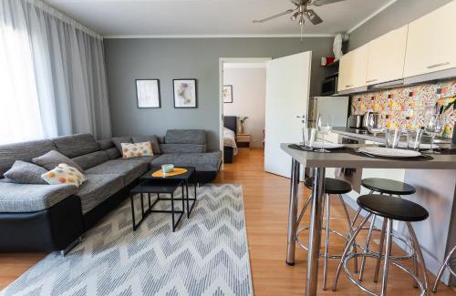 Beach Area Apartment | Beach apartment Karusselli 91- balcony & parking
