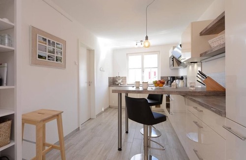 Gross Schwansee Apartment | Beach bench
