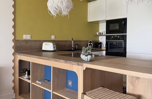 La Baule-Escoublac Apartment | Beach Benoit⛱️ Garden level in front of the beach with large terrace. Private garage