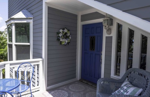 Summerland Key House | Beach Bliss, Oceanfront with pool