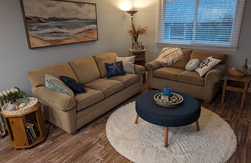Ship Bottom House | Beach block 2 bed/2.1 bath TownHome with heated pool.