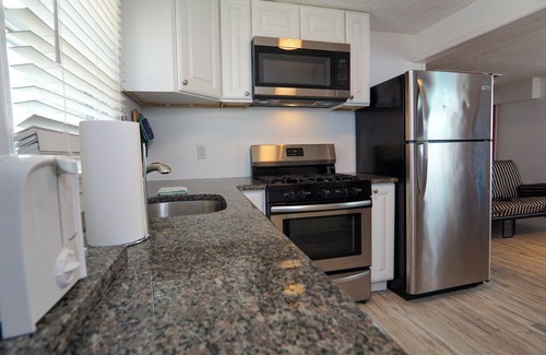 Seaside Heights Cottage | Beach Block Cottage w/2 Parking & Private Deck [1219]
