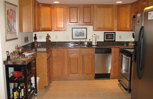 Dewey Beach Condo | BEACH BLOCK large & gorgeous 1 bdrm with reserved parking