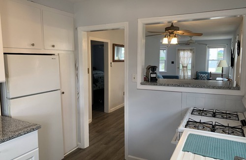 Seaside Heights Apartment | Beach Block, Renovated 2 bdrm, sleep 6, 1st flr unit Yard/Parking 4 beach badges