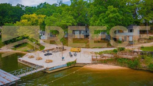 Lake Ozark House | Beach Cabin #4