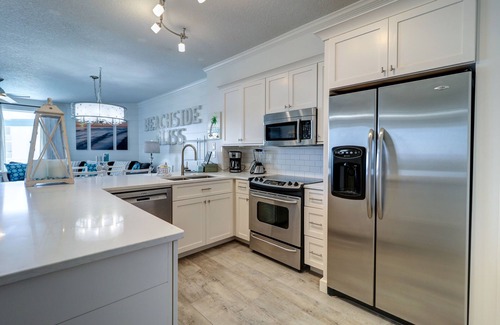 Seagrove Beach Condo | Beach Chair Svc Included! July 5-12 Available, Private Deeded Beach Access