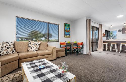 Ohope House | Beach Close - Ohope Beach Holiday Home
