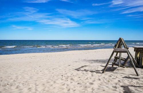 Oscoda House | Beach Club of Oscoda - All 4 Beachfront Cottages
