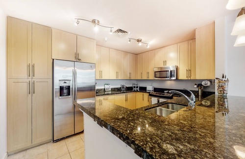 Sandbridge Condo | Beach condo with pool views, balcony, outdoor pool & gym