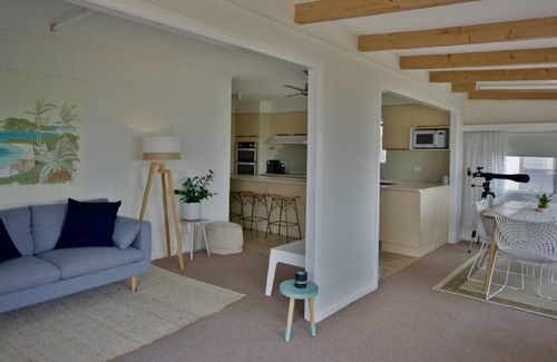 Minnie Water House | BEACH COTTAGE AT MINNIE