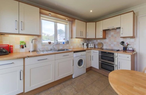 St Merryn Cottage | Beach Cottage in Constantine Bay, Near Padstow