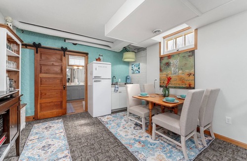 Sioux Falls Apartment | Beach Dream'n at Nana's