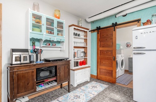 Sioux Falls Apartment | Beach Dream'n at Nana's