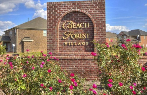 Sumter House | Beach Forest Retreat