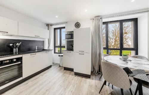 Saint-Benoit-des-Ondes Apartment | Beach Front Apartment