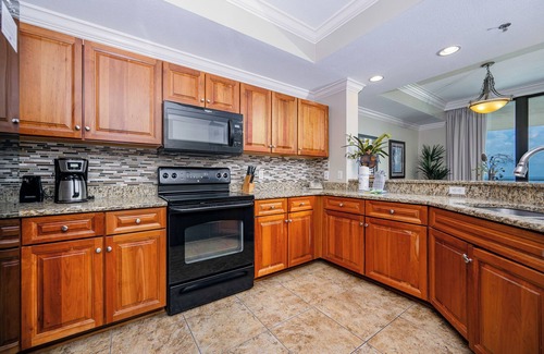 Orange Beach East Condo | ~Beach Front~ 2 Bedroom @ Phoenix IX