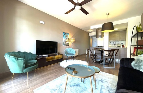 Sitges Town Center Apartment | Beach front 3 bedroom apartment, 2 bathroom, Viu Sitges