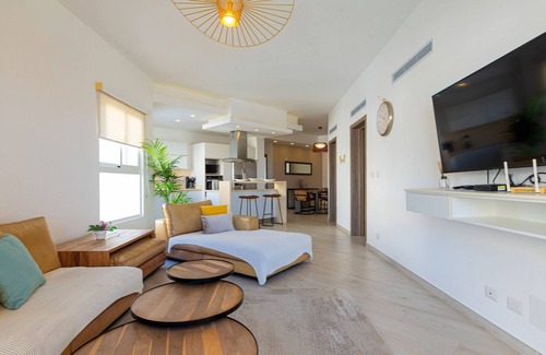 Playa Bibijagua Apartment | Beach front apartment with private beach