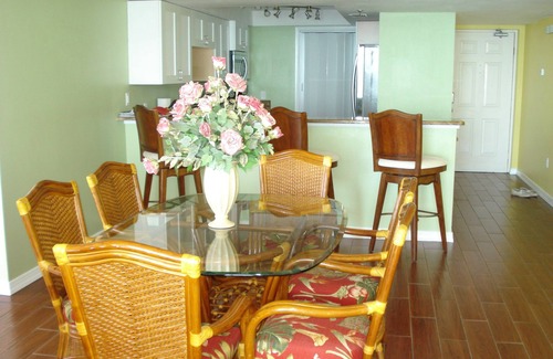 Madeira Beach Condo | Beach-Front Condo With 180-degree Views Of The Gulf Of Mexico